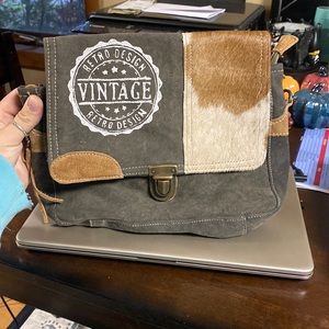 Myra messenger bag medium